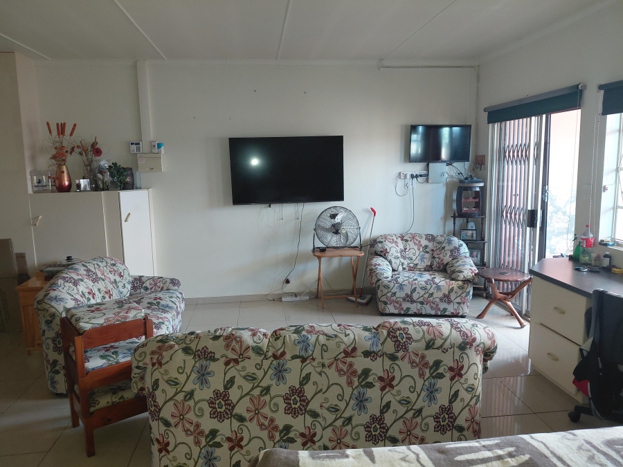 4 Bedroom Property for Sale in Bothasrus Eastern Cape